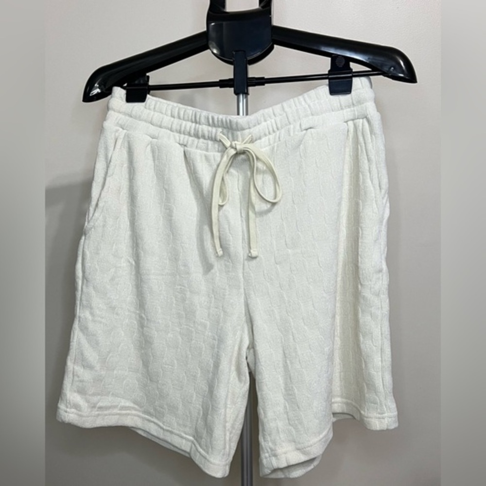 Fashion Nova White Women Shorts